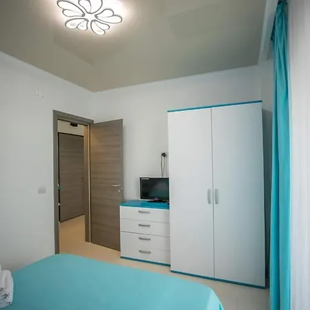 Apartament Flory 아파트 Năvodari